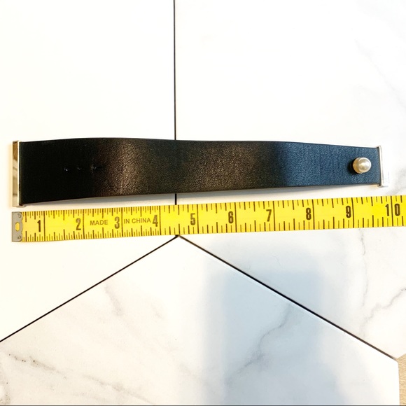 Chic Black Bracelet - Picture 7 of 8